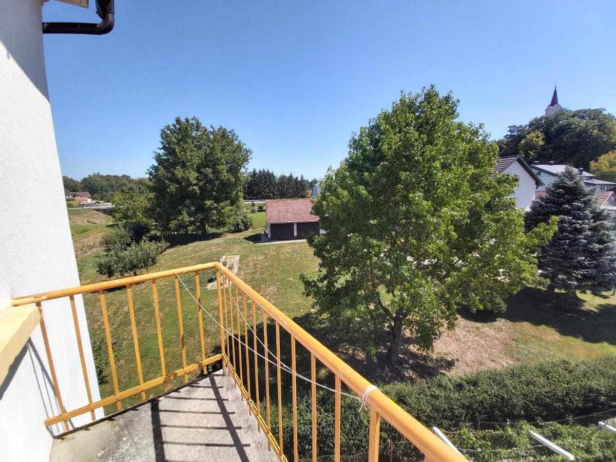 Mill House Apartment And Camping Лютомер Экстерьер фото